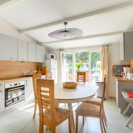 Hébergement de vacances Maison, 150 M De La Plage, La Tresson,noirmoutier La Guérinière