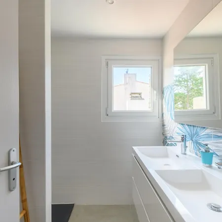 Maison, 150 M De La Plage, La Tresson,noirmoutier La Guérinière