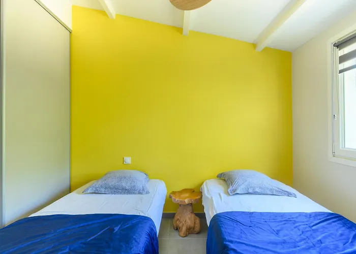 Maison, 150 M De La Plage, La Tresson,noirmoutier Hébergement de vacances La Guérinière