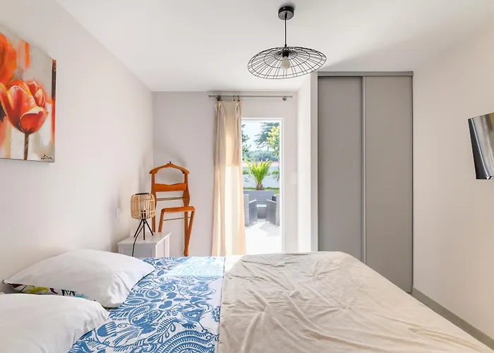 Maison, 150 M De La Plage, La Tresson,noirmoutier Hébergement de vacances *