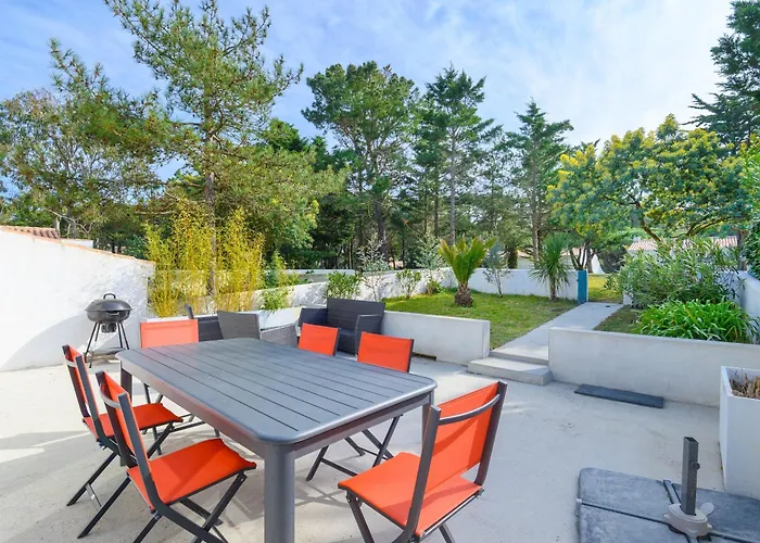 Maison, 150 M De La Plage, La Tresson,noirmoutier Casa de Férias *